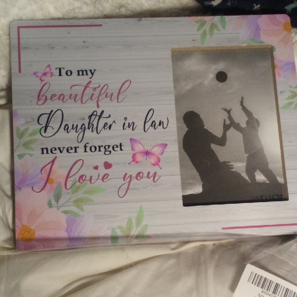 NWT! Daughter In Law Photo Frame - Picture 1 of 6